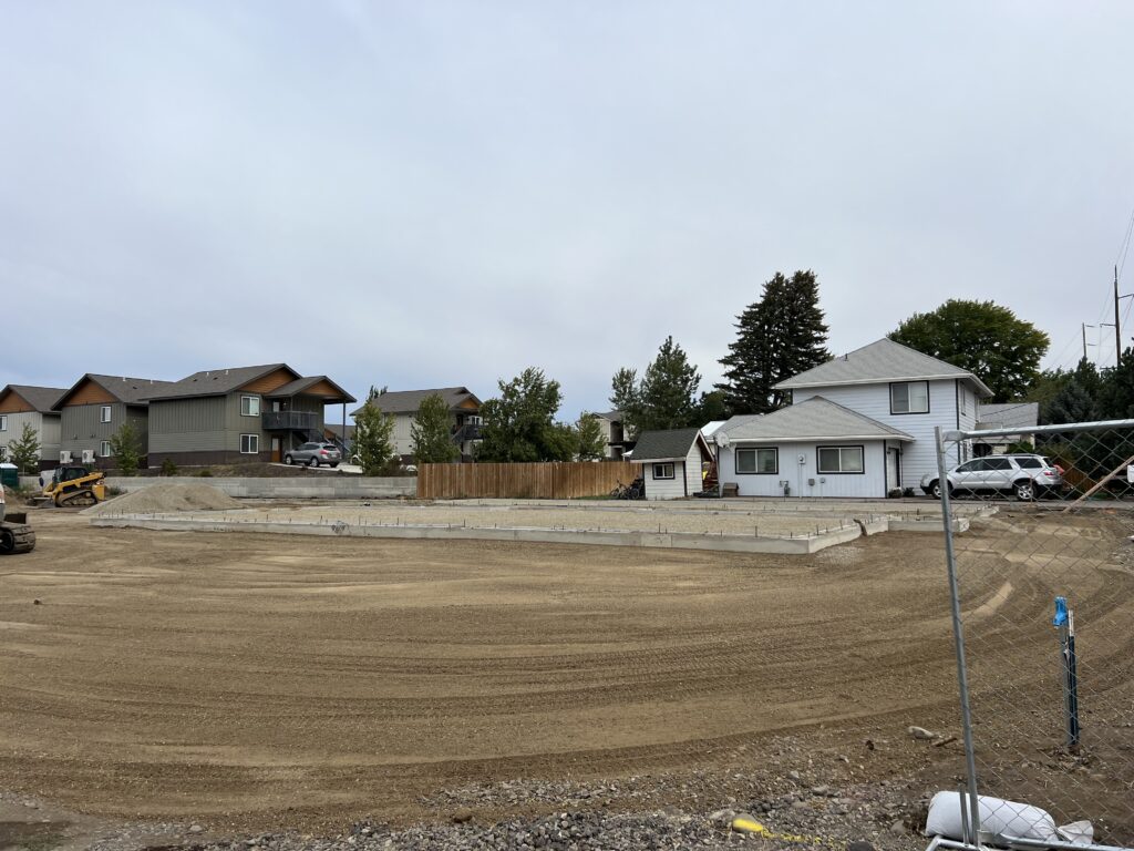 Completed ground work for a new home construction site by Jewett Dirt Works, featuring expertly graded and leveled land in Kittitas County, Tri-Cities, Yakima, and Ellensburg.